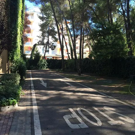 Eurocoli Rezidence Apartmán Golem (Tirana)