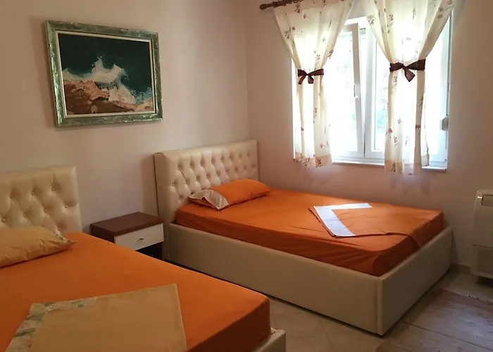 Eurocoli Rezidence Appartement Golem (Tirana)